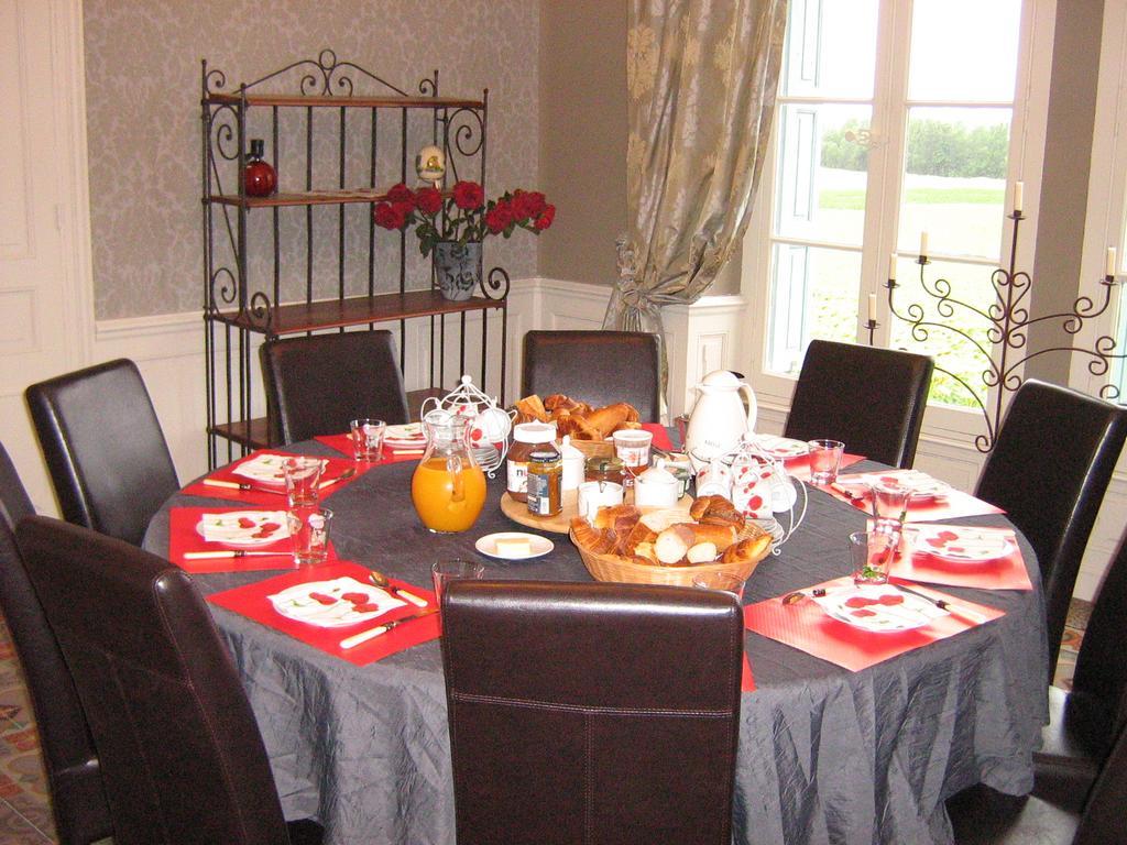 Château Coquelicot Souilhanels Extérieur photo